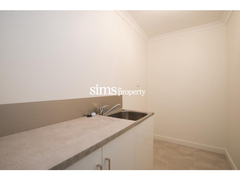 1/1 Stacks Court, Prospect Vale TAS 7250