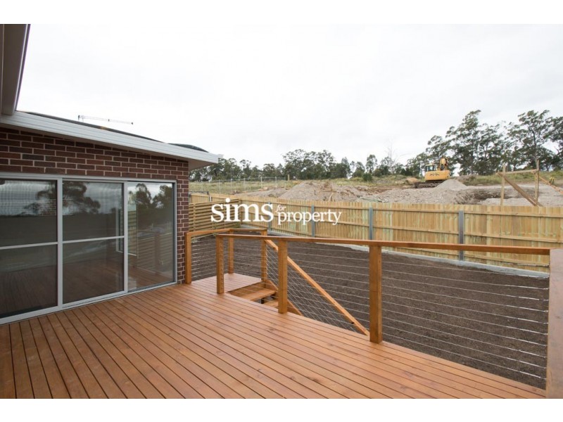 1/1 Stacks Court, Prospect Vale TAS 7250