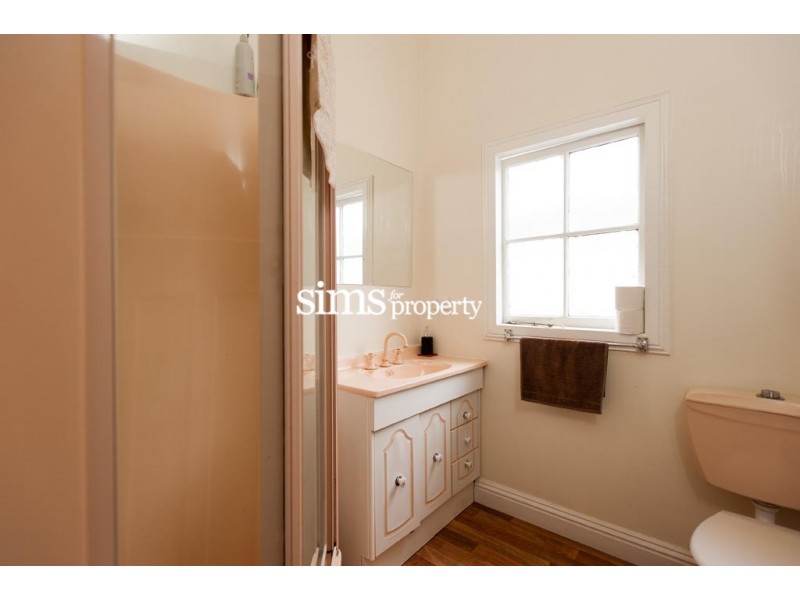 24 Leslie Street, South Launceston TAS 7249