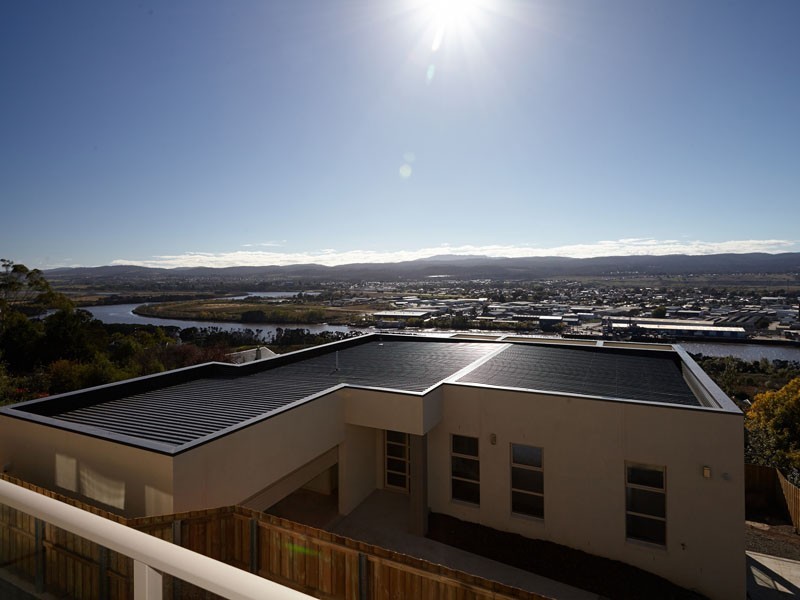 36 Floreat Crescent, Trevallyn TAS 7250