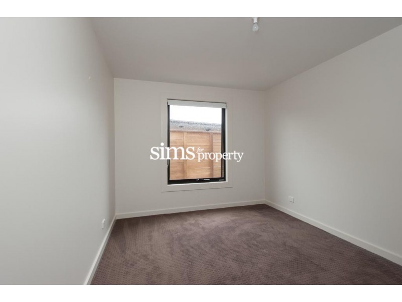 4/40 Legges Crescent, Prospect TAS 7250