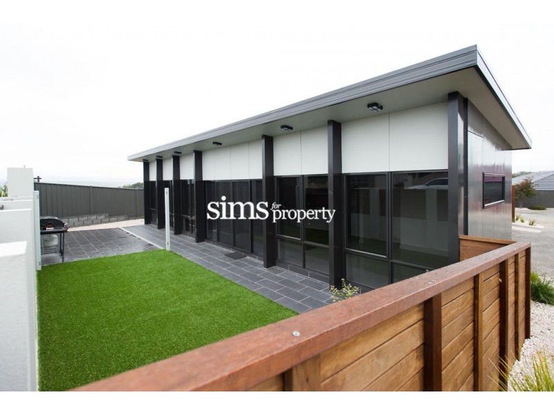 4/40 Legges Crescent, Prospect TAS 7250