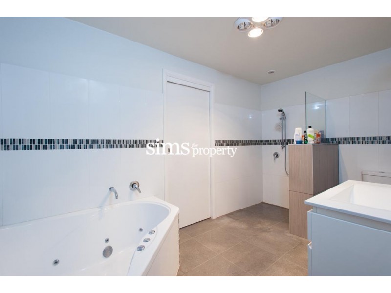 1/9 Pine Avenue, Newstead TAS 7250