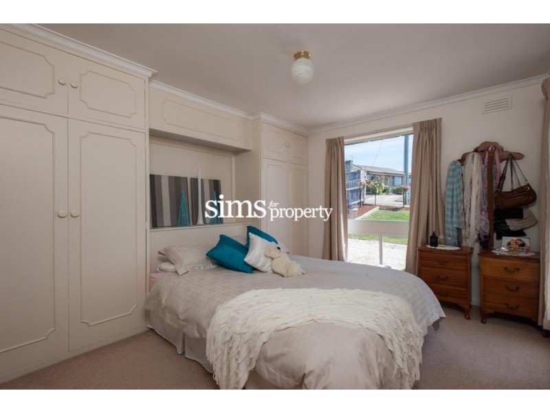 33 Chestnut Road, Youngtown TAS 7249