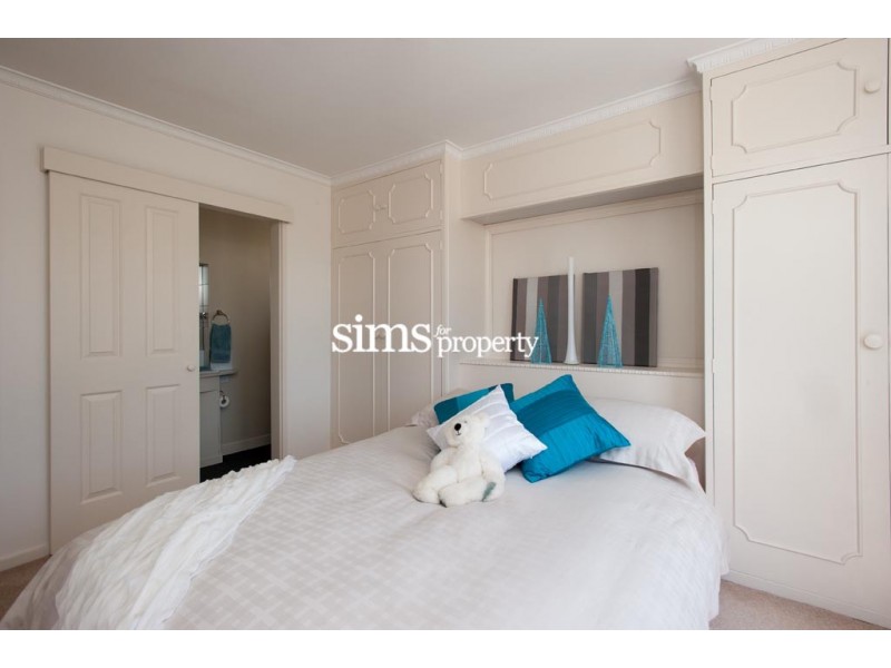 33 Chestnut Road, Youngtown TAS 7249