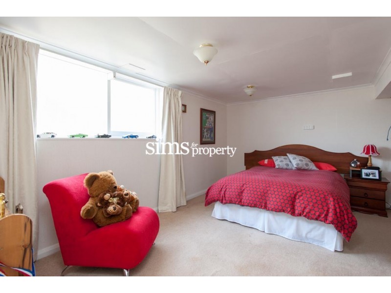 33 Chestnut Road, Youngtown TAS 7249