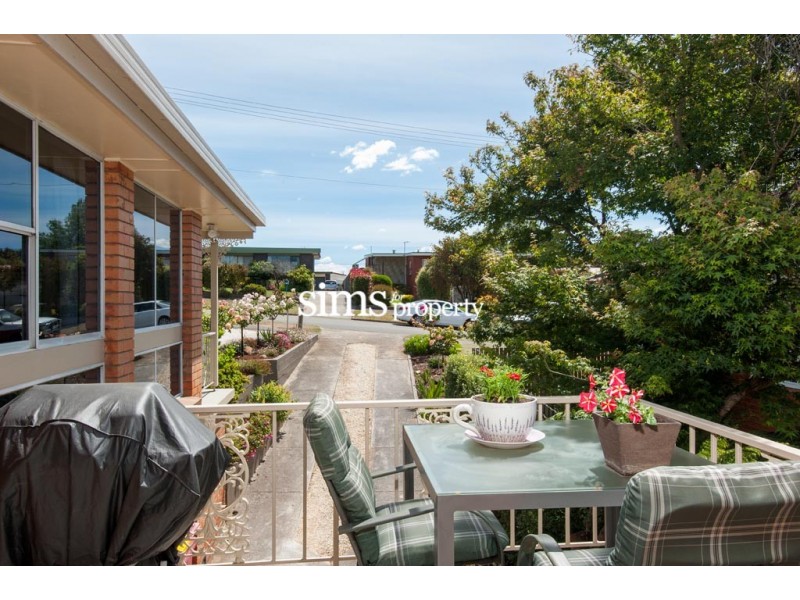 33 Chestnut Road, Youngtown TAS 7249