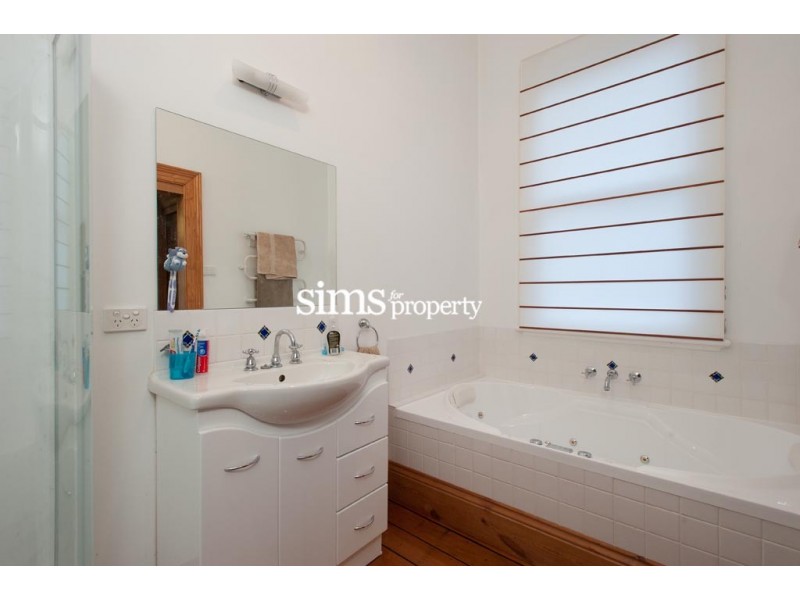 6 Gorge Road, Trevallyn TAS 7250