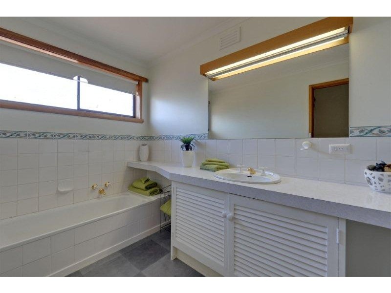 17 Vaux Street, West Launceston TAS 7250