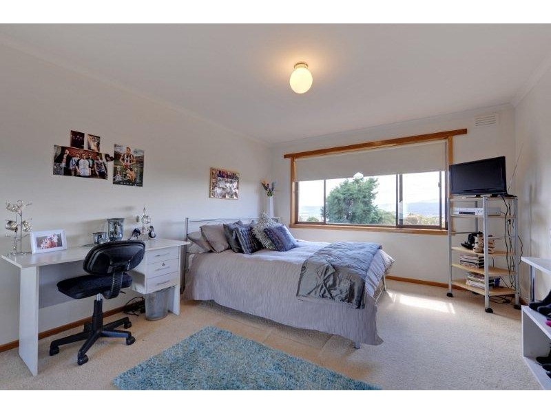 17 Vaux Street, West Launceston TAS 7250