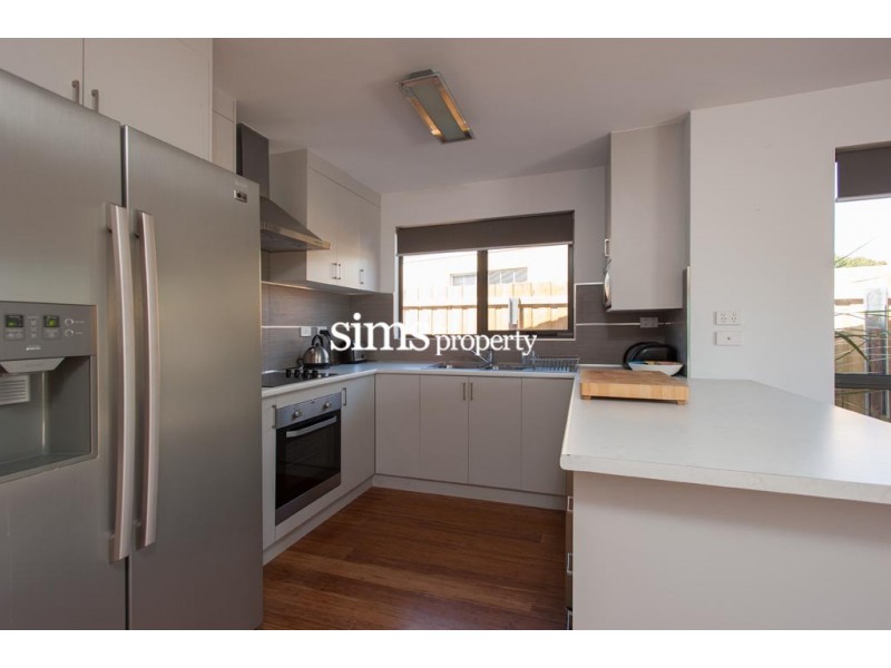 2/9 Pine Avenue, Newstead TAS 7250