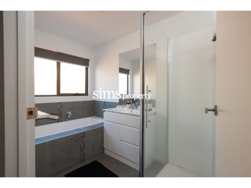 2/9 Pine Avenue, Newstead TAS 7250