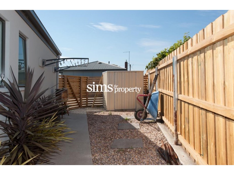 2/9 Pine Avenue, Newstead TAS 7250