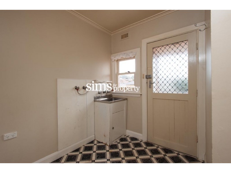4 McDougall Street, Kings Meadows TAS 7249
