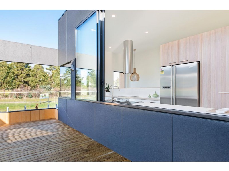 67 Parklands Parade, Newnham TAS 7248