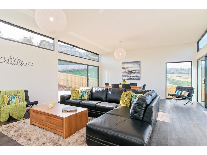67 Parklands Parade, Newnham TAS 7248