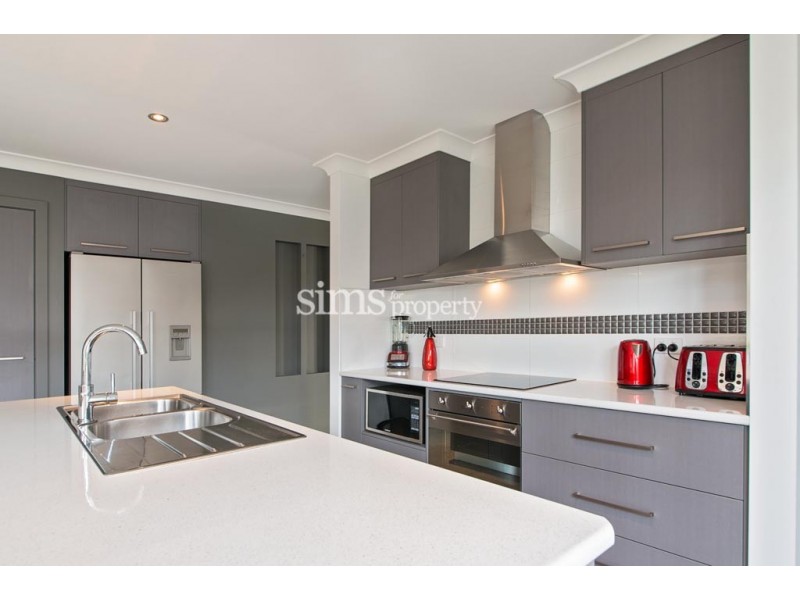 2 Gladstone Place, Prospect TAS 7250