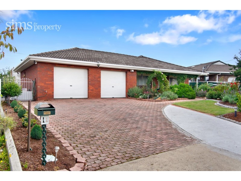 11 Wintercole Court, Newnham TAS 7248