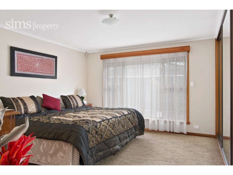 11 Wintercole Court, Newnham TAS 7248