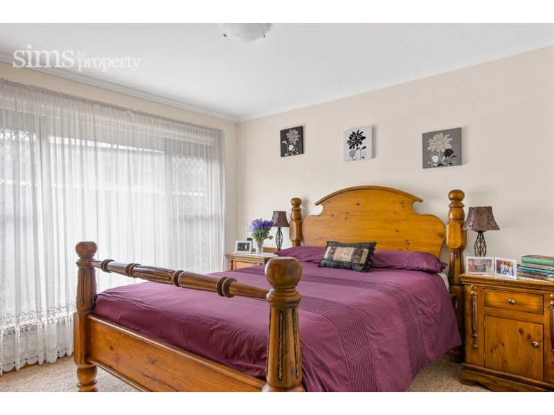 11 Wintercole Court, Newnham TAS 7248