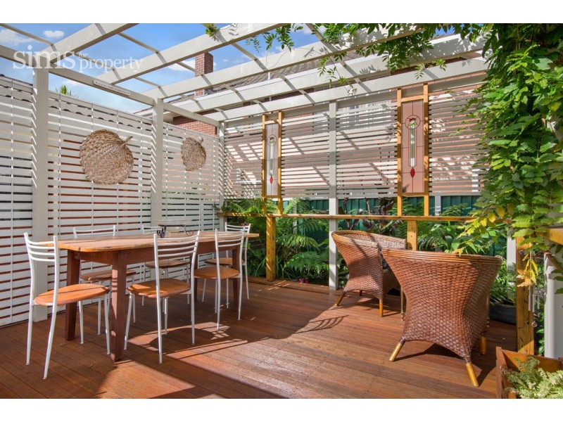 11 Wintercole Court, Newnham TAS 7248