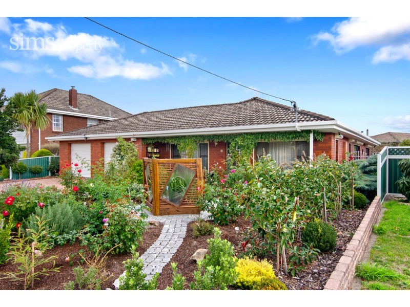 11 Wintercole Court, Newnham TAS 7248
