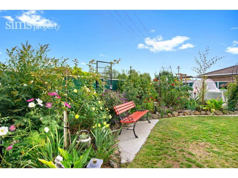 11 Wintercole Court, Newnham TAS 7248