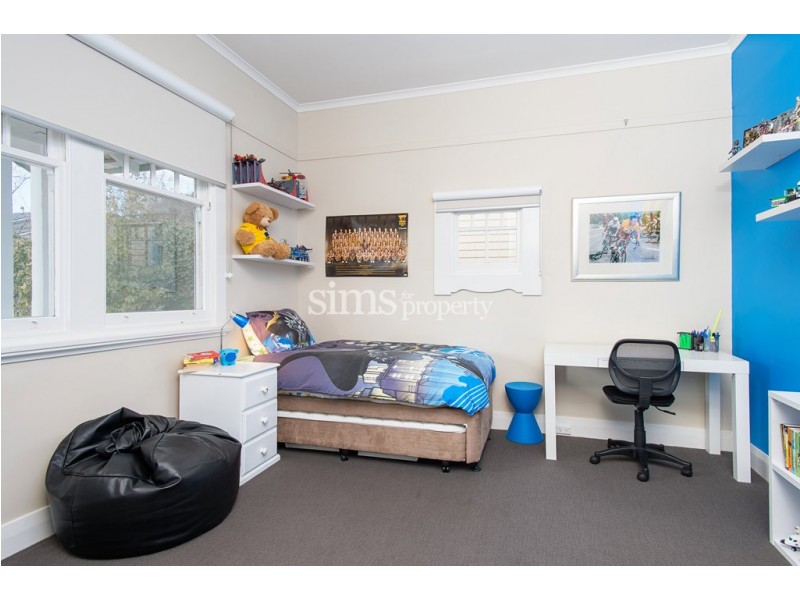 16 Douglas Street, Newstead TAS 7250