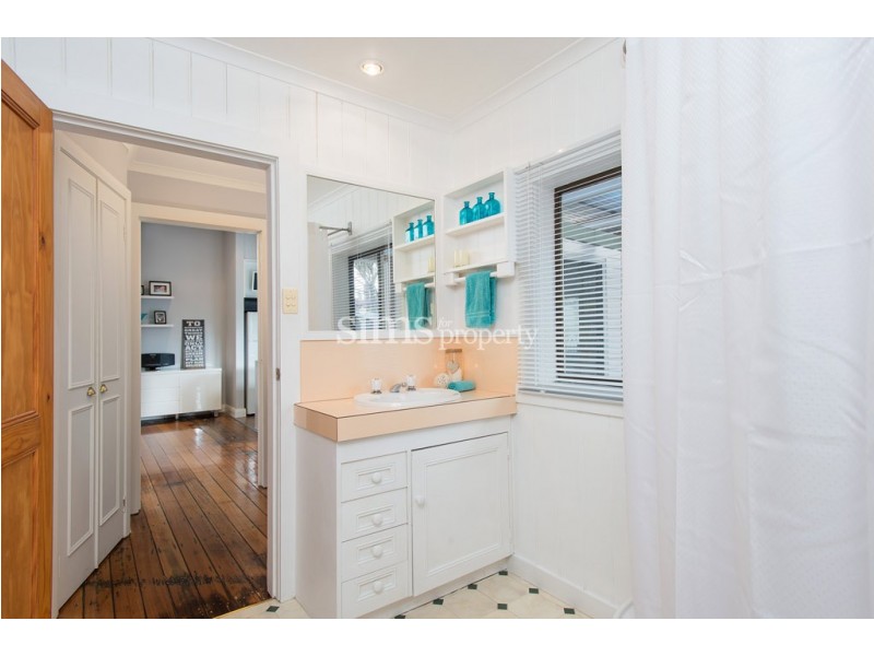 16 Douglas Street, Newstead TAS 7250