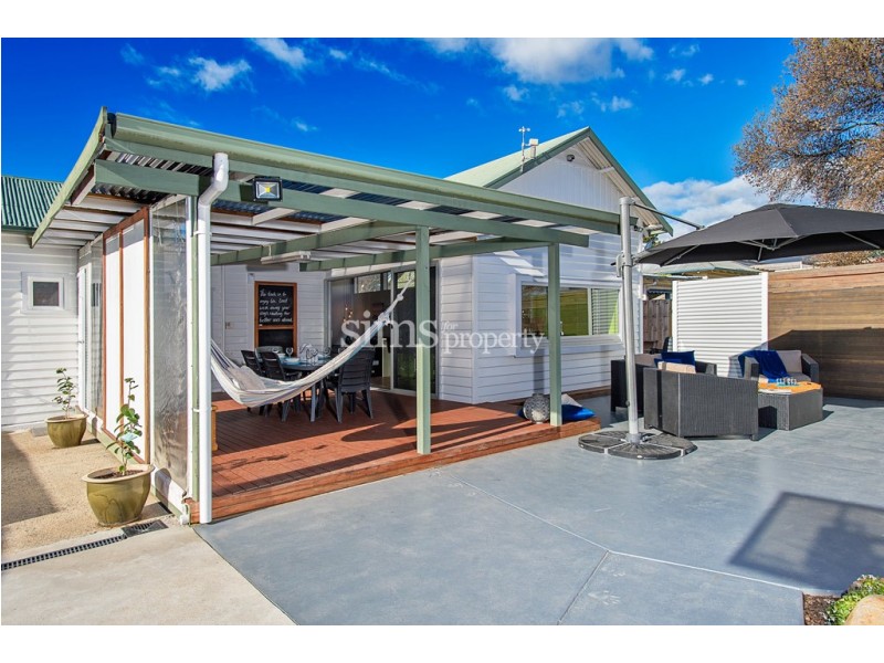 16 Douglas Street, Newstead TAS 7250