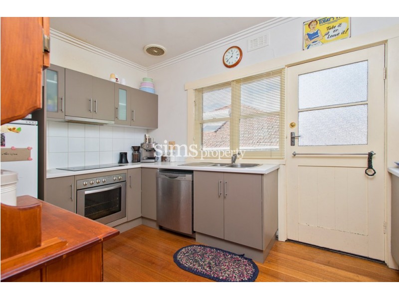 2/30 Trevallyn Road, Trevallyn TAS 7250