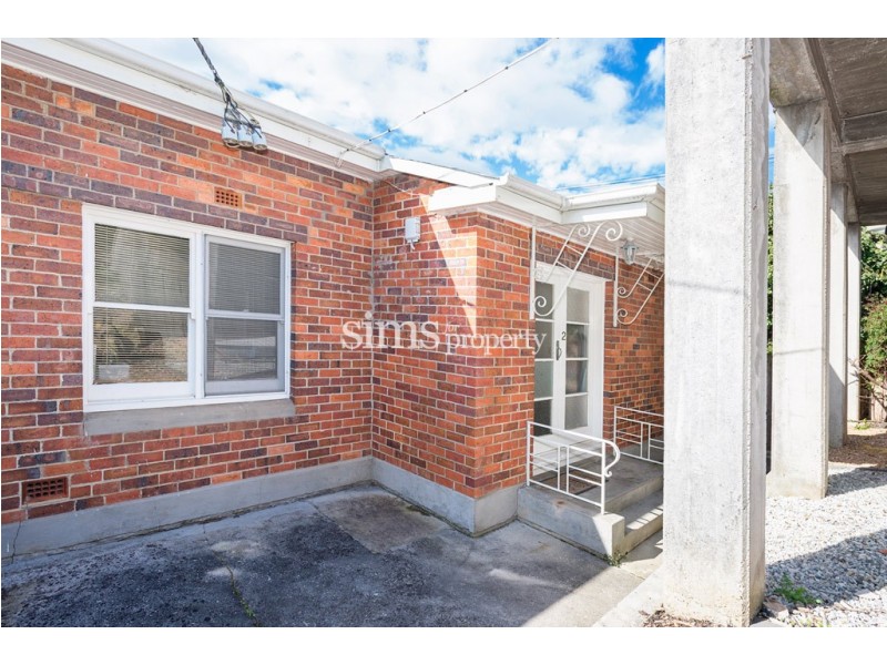 2/30 Trevallyn Road, Trevallyn TAS 7250