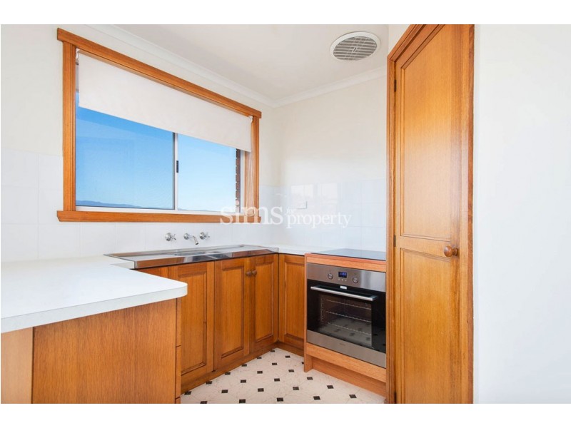 2/7 Pamela Court, Summerhill TAS 7250