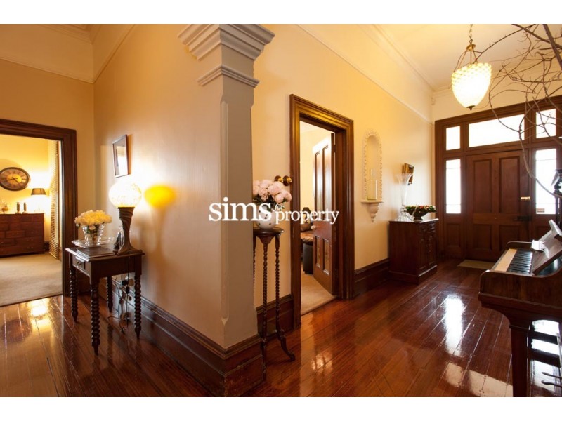 48 Forest Rd, Trevallyn TAS 7250