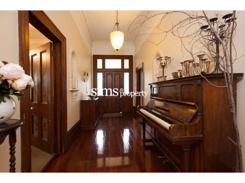 48 Forest Rd, Trevallyn TAS 7250