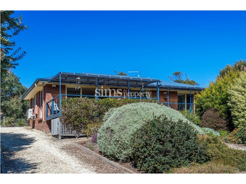 60 Beach Crescent, Greens Beach TAS 7270