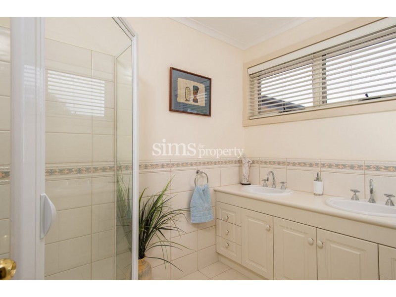 15 Michael Street, Summerhill TAS 7250