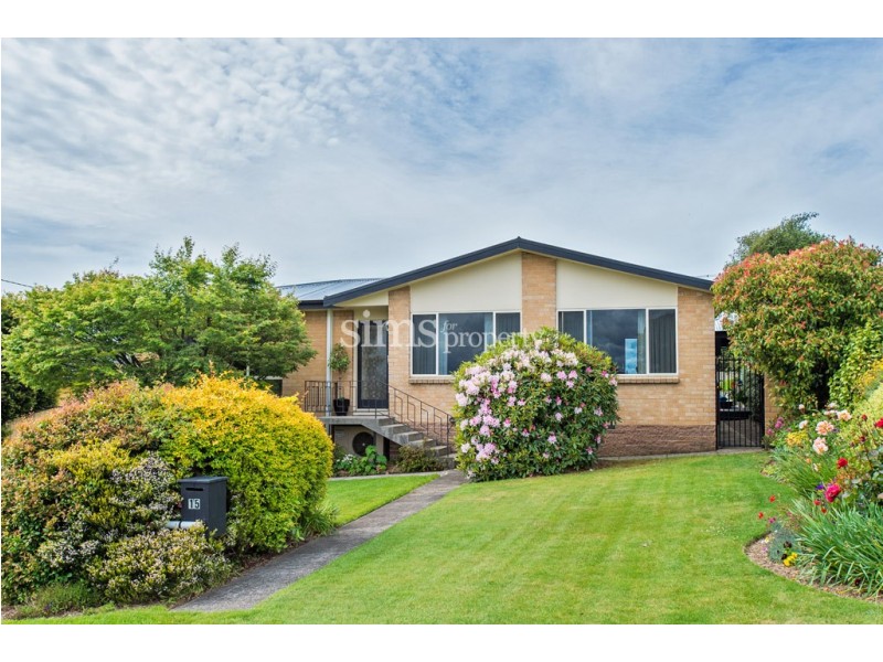 15 Michael Street, Summerhill TAS 7250