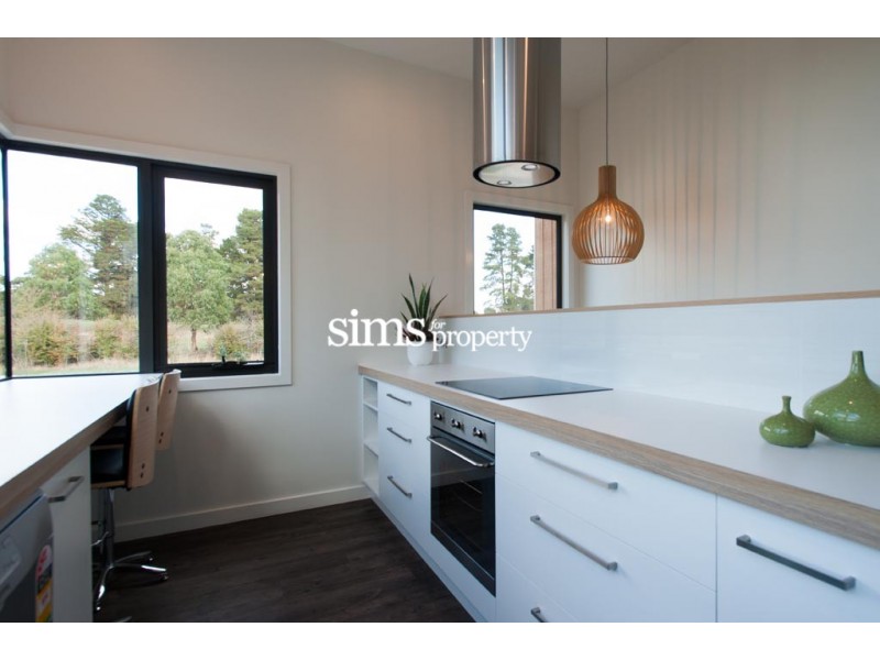 67 Parklands Parade, Newnham TAS 7248