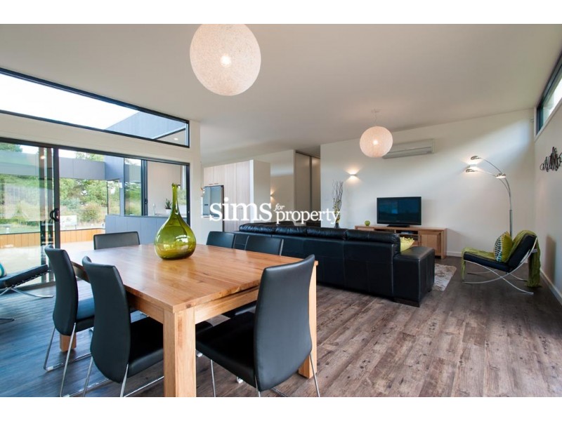 67 Parklands Parade, Newnham TAS 7248