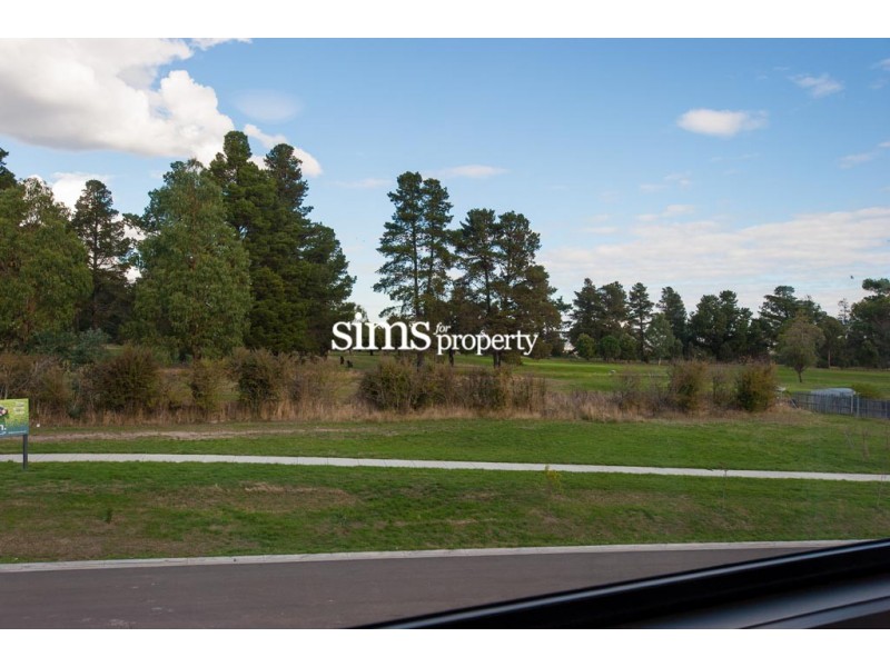 67 Parklands Parade, Newnham TAS 7248