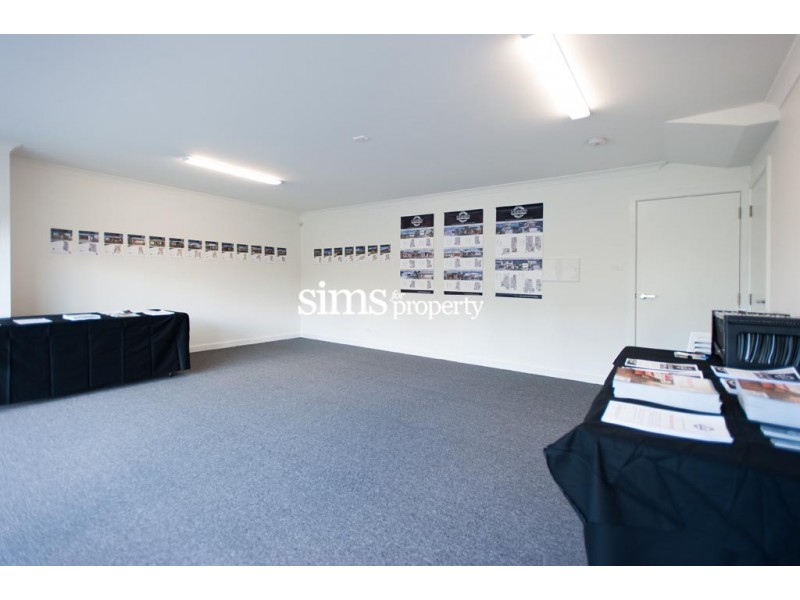 67 Parklands Parade, Newnham TAS 7248