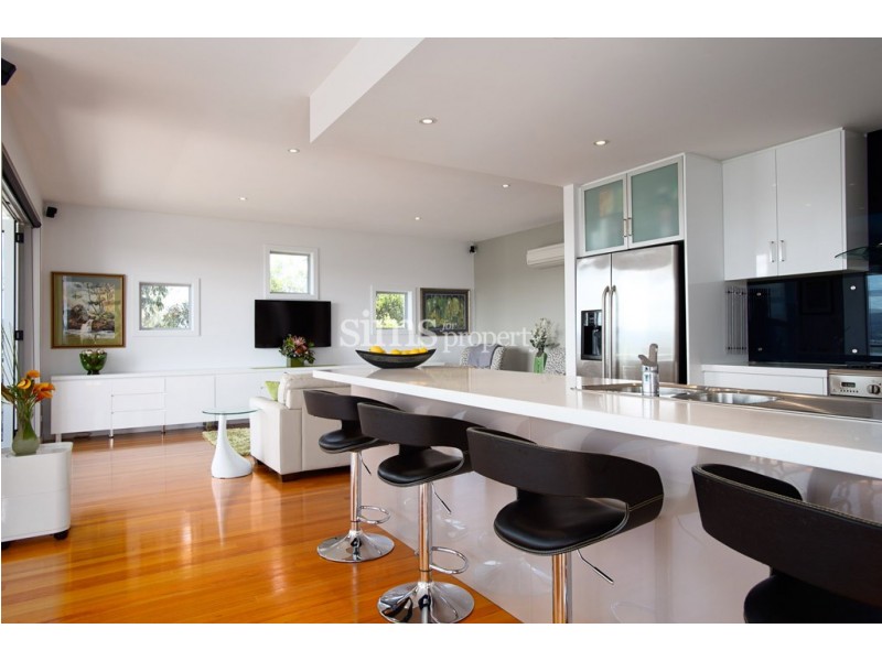 44 Lachlan Parade, Trevallyn TAS 7250