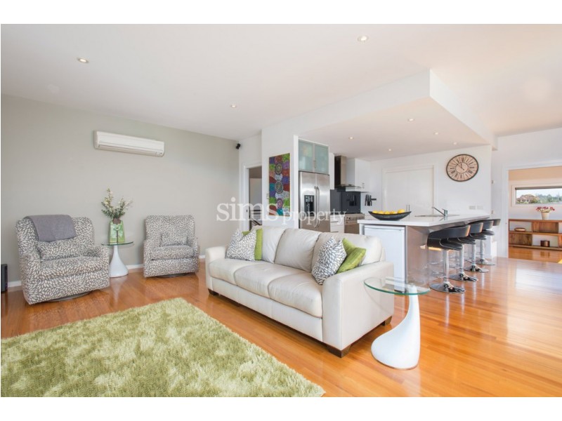 44 Lachlan Parade, Trevallyn TAS 7250