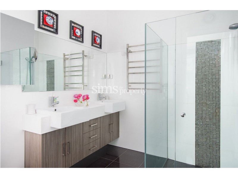 44 Lachlan Parade, Trevallyn TAS 7250