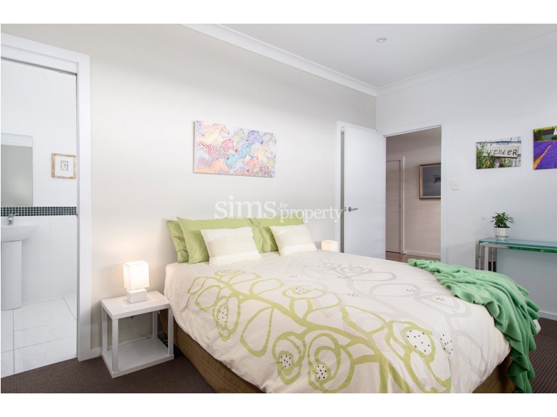 44 Lachlan Parade, Trevallyn TAS 7250