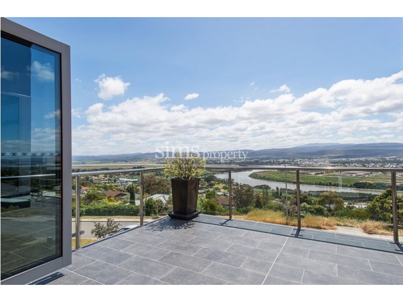 44 Lachlan Parade, Trevallyn TAS 7250