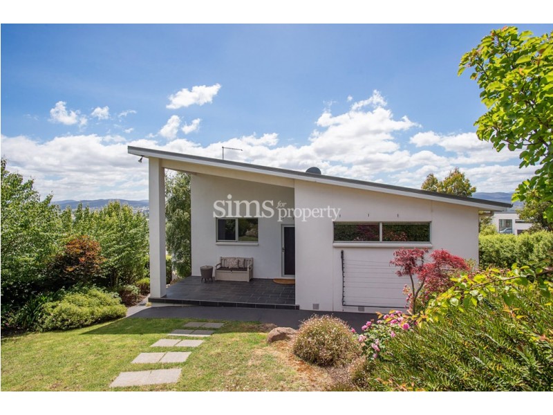 44 Lachlan Parade, Trevallyn TAS 7250