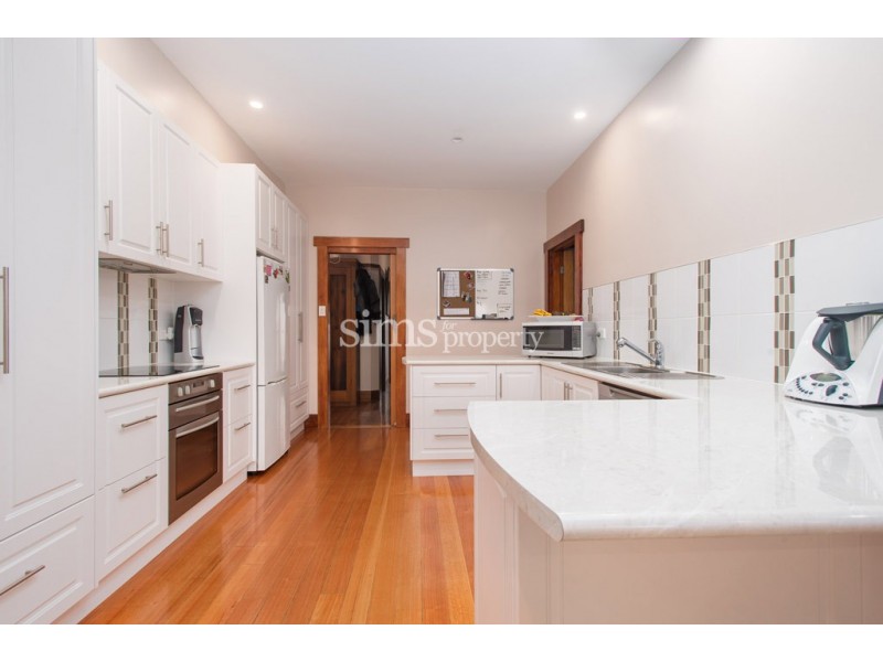 17 Pyenna Avenue, Kings Meadows TAS 7249