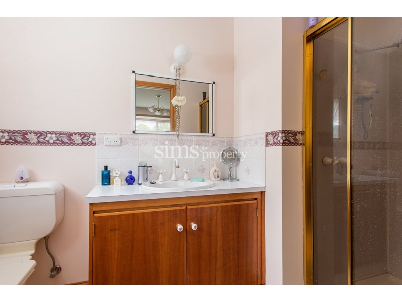 73 Freshwater Point Road, Legana TAS 7277